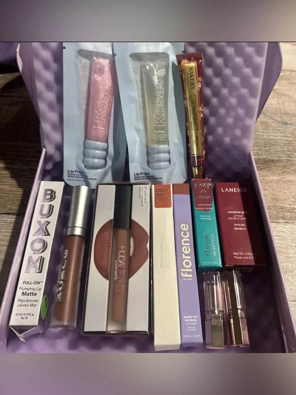 11 PCS Kosas Huda Beauty Buxom Lancôme Laneige Florence by Mills NAKERY A15 Lot